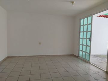 Renta de Casa un nivel zona Asuncion Metepec