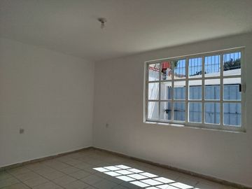 Renta de Casa un nivel zona Asuncion Metepec