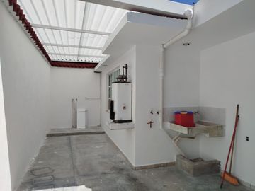 Renta de Casa un nivel zona Asuncion Metepec