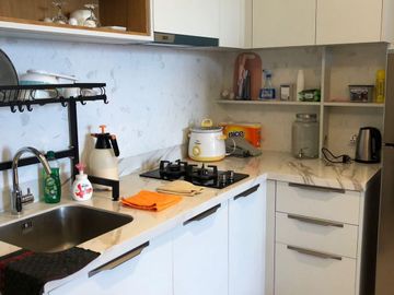 DIJUAL ATAU DISEWA APARTEMEN YUKATA SUITES ALAM SUTERA TYPE MOKUZAI 2 BR FULLY FURNISHED