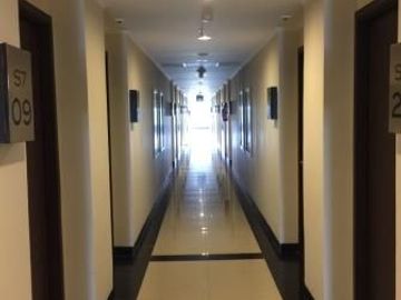 DIJUAL ATAU DISEWA SEGERA @APARTEMEN SAVERIA BSD 01 BEDROOM FURNISHED MID FLOOR