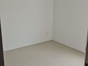 DISEWAKAN Rumah 2 Lantai dengan Lingkungan yang Nyaman di Cluster Aeris, Citra Garden Serpong, Tanggerang