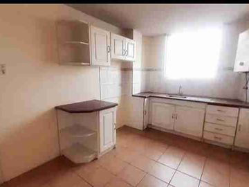 SE RENTA DEPARTAMENTO TRES DORMITORIOS SECTOR NORTE QUITO LA PULIDA