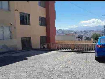 SE RENTA DEPARTAMENTO TRES DORMITORIOS SECTOR NORTE QUITO LA PULIDA