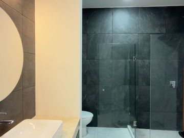 Casa de 4 Recámaras, una en Planta Baja, Temozón Norte, Entrega Inmediata