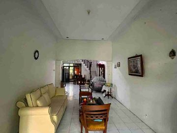 Dijual Cepat Rumah 2lt Strategis di lokasi premium Pejaten Timur Jakarta Selatan