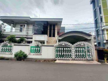 🏡 DIJUAL RUMAH BESAR & HOEK – JALAN BOULEVARD GRAND GALAXY BEKASI 🏡