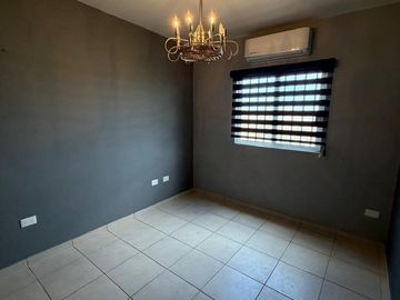CASA EN VENTA EN LAS PROVINCIAS RESIDENCIAL