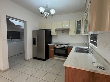CASA EN VENTA EN LAS PROVINCIAS RESIDENCIAL
