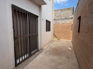 CASA EN VENTA EN LAS PROVINCIAS RESIDENCIAL