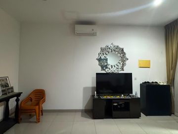 Cluster South Magenta PIK 2 2LT 8x12,5 100m2 3KT Semi Furnish