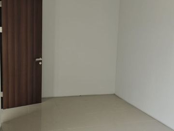 DISEWAKAN! Rumah Brand New 2 Lantai di Cluster Aeris Citra Garden Serpong