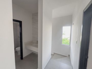 CASA EN VENTA EN RIVELLO RESIDENCIAL