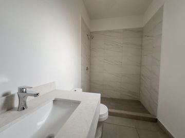 CASA EN VENTA EN RIVELLO RESIDENCIAL