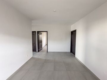 CASA EN VENTA EN RIVELLO RESIDENCIAL