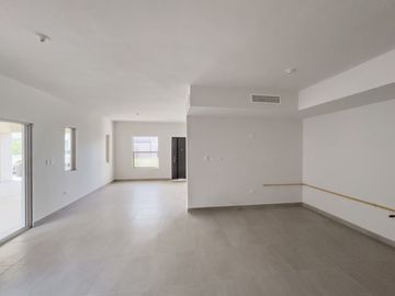 CASA EN VENTA EN RIVELLO RESIDENCIAL
