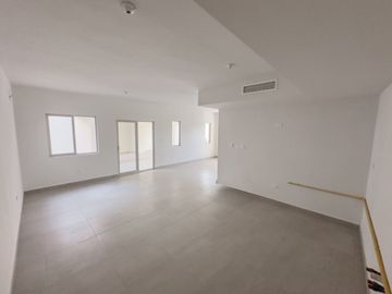 CASA EN VENTA EN RIVELLO RESIDENCIAL
