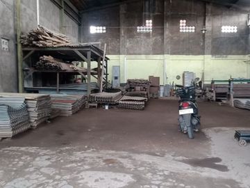 Dijual Ruang Usaha Strategis di Jl. Kapt. Mulyadi Surakarta Jawa Tengah