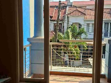 rumah siap huni 2 lantai cluster harapan indah bekasi