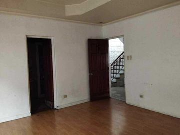 Spacious House & Lot in Mapayapa Village 2, Quezon City