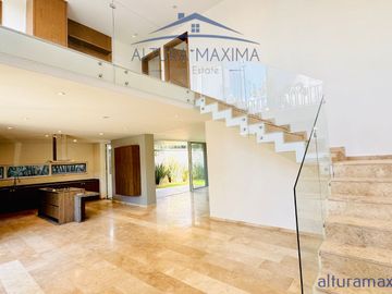 Casa en Venta El Bajío Habitat Zapopan