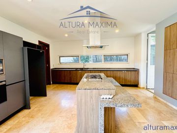 Casa en Venta El Bajío Habitat Zapopan