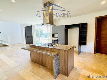 Casa en Venta El Bajío Habitat Zapopan