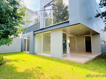 Casa en Venta El Bajío Habitat Zapopan