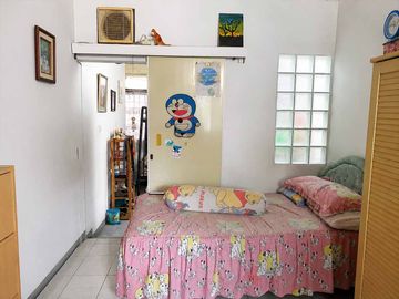 Strategis! Rumah Dijual Tanjung Duren Jakarta Barat LT 220 LB 360 m² SHM