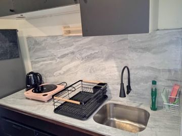 Disewakan Apartemen Studio Tokyo Riverside PIK 2 Furnish