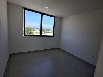 CASA EN VENTA $3,380,000 ZONA PLAZA SAN DIEGO, 4 RECÁMARAS, TRES NIVELES ROOF GARDEN.