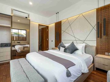 Modern Villa 2 bedrooms in Central Seminyak Petitenget Cafe and Resto surrounded
