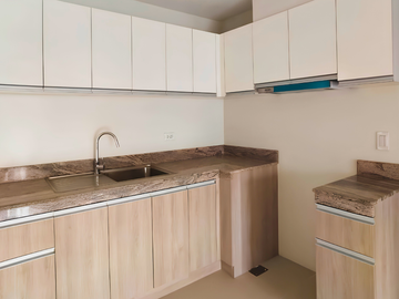Airbnb Ready 1 Bedroom unit for Sale in Micasa Pasay City Met Live by Federal Land near MOA Blue Bay SMX Okada City of Dreams Solaire Lasalle Airport