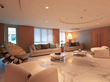 Airbnb Ready 1 Bedroom unit for Sale in Micasa Pasay City Met Live by Federal Land near MOA Blue Bay SMX Okada City of Dreams Solaire Lasalle Airport