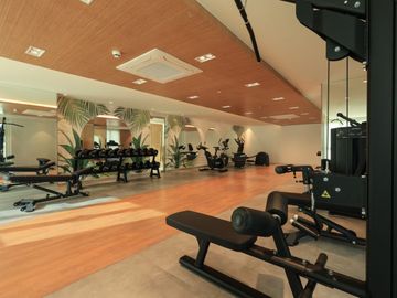 Airbnb Ready 1 Bedroom unit for Sale in Micasa Pasay City Met Live by Federal Land near MOA Blue Bay SMX Okada City of Dreams Solaire Lasalle Airport