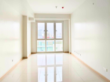 Airbnb Ready 1 Bedroom unit for Sale in Micasa Pasay City Met Live by Federal Land near MOA Blue Bay SMX Okada City of Dreams Solaire Lasalle Airport