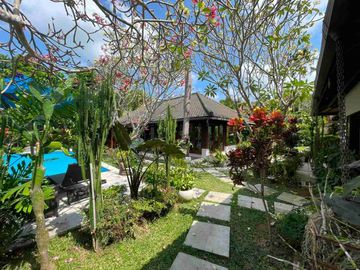 Spacious Tropical Villa in Umalas Bali
