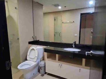 Special 1 Bedroom Unit for Lease at One Serendra East Tower BGC
