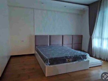Special 1 Bedroom Unit for Lease at One Serendra East Tower BGC