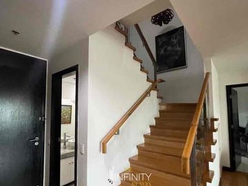 For Sale 2 Bedroom in The Residences at Greenbelt, Makati City