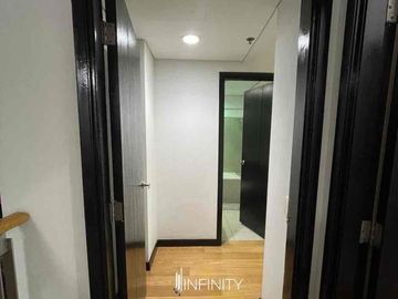 For Sale 2 Bedroom in The Residences at Greenbelt, Makati City