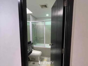 For Sale 2 Bedroom in The Residences at Greenbelt, Makati City