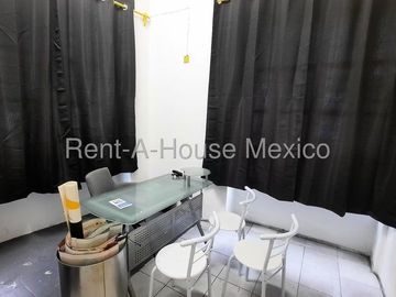Casa en Renta con Uso de Suelo Comercial en San Miguel Chapultepec cerca de la estación de metro Juanacatlán #27-61 AVC