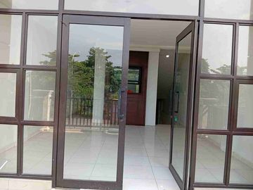 Dijual cepat ruko scarlet Summarecon bekasi