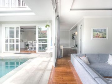 DIJUAL / DISEWAKAN LUXURY VILLA DI BERAWA, CANGGU, BALI