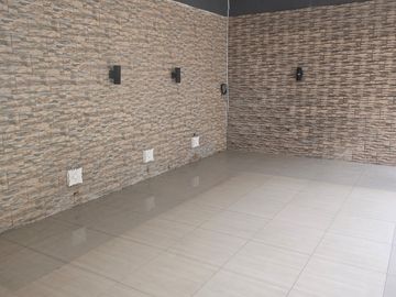 Disewakan Rumah 2 Lantai Siap Huni Baru Renov BSD Strategis
