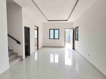 Dijual Rumah Baru di Taman Kedoya Baru Huk
