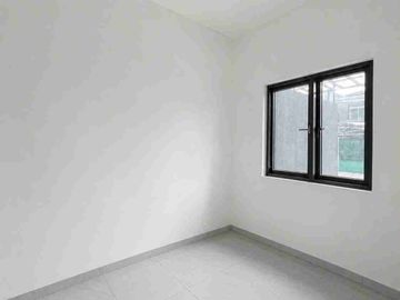 Dijual Rumah Baru di Taman Kedoya Baru Huk