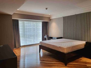 4 Bedrooms for rent in The Forbes Tower, Valero St., Sal edo Village