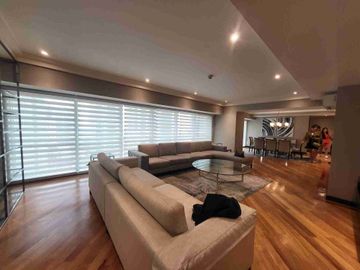 4 Bedrooms for rent in The Forbes Tower, Valero St., Sal edo Village